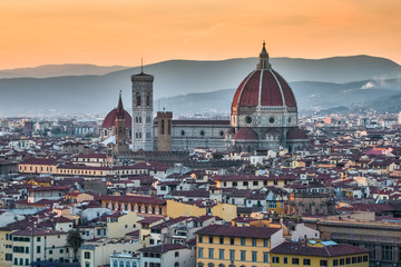 Fototapeta na wymiar Sunset at the Duomo Florence in Italy