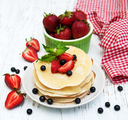 Pancakes with strawberries