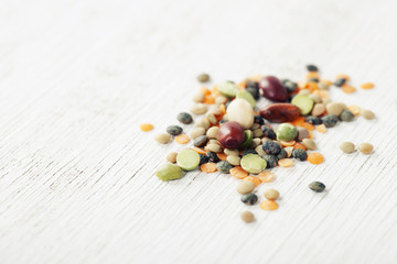 Mix of red  bean, lentil, green peas and chickpeas