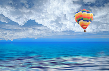 Fototapeta na wymiar Colorful balloon in the blue sky