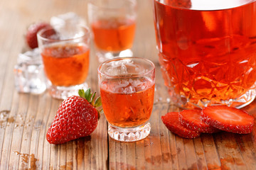 liquore alla fragola