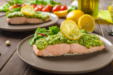 Steamed salmon with pesto