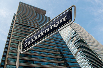 Schild 76 - Gebäudereinigung