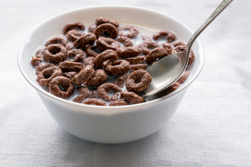Plate with cereal rings. 