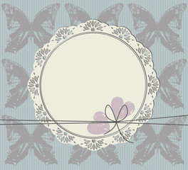 Circle frame with lace ornament