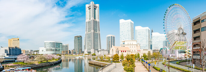 Naklejka premium Spring in Yokohama, Japan. Yokohama is the third biggest city in Japan. 