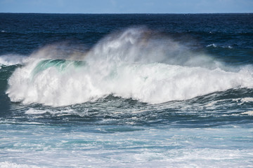 big sea wave