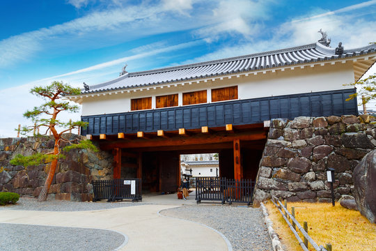 Ninomon (Inner Gate) at Matsumoto Castle in Japan
