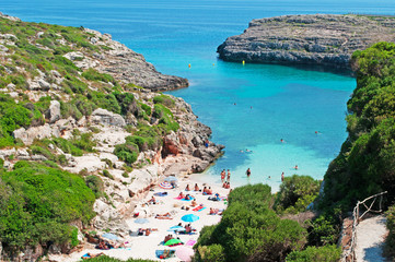 Naklejka premium Minorca, Isole Baleari, Spagna: la baia di Cap d'en Font il 12 luglio 2013