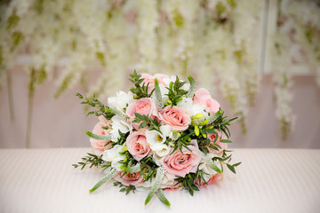 pink white bouquet