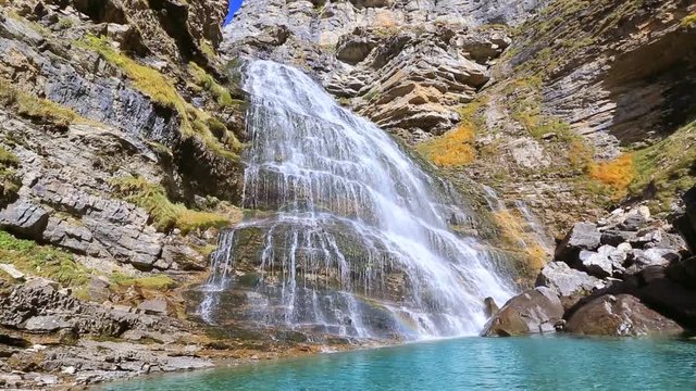 Cascada Cola de Caballo waterfall under Monte Perdido at Ordesa of spain