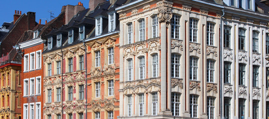 Fototapeta na wymiar Lille (North of France) / Façades de la Grand place
