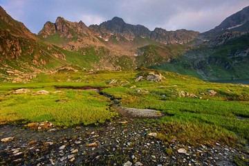 Fototapeta na wymiar Mountain landscape in the Transylvanian Alps, Romania