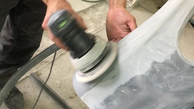Grinding detail of car