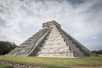 Fototapeta na wymiar Mayan Ruin, Chichen Itza Mexico