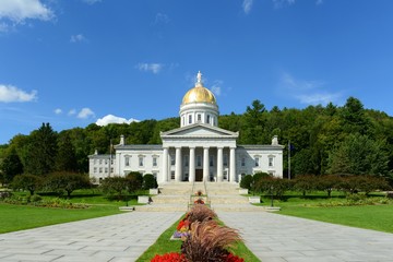 Vermont State House, Montpelier, Vermont, USA. Vermont State House is Greek Revival style built in 1859. - obrazy, fototapety, plakaty