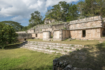 Fototapeta na wymiar Mayan ruins in the Ruta Puuc, Yucatan, Mexico