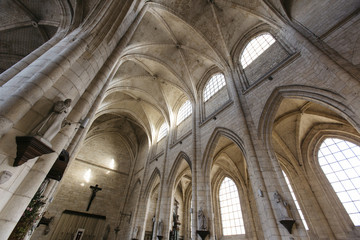 Abbatiale Saint-Pierre de Corbie (80)