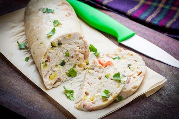 Diet healthy homemade chicken sausage steamed with zucchini, del