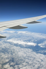 Obraz premium Blick aus einem Flugzeug