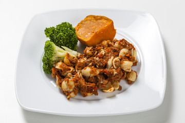 Bolognaise with vegetables