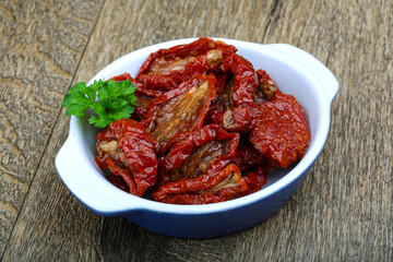 Dried tomatoes