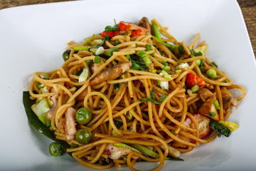 Asian pasta with seafood