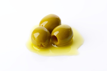 Pitted green olives