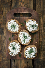 Sandwiches with curd cheese