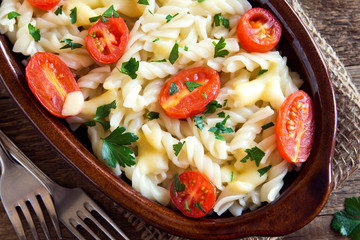 Pasta casserole with tomatoes