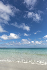 Fototapeta premium Bellissima foto panoramica della Spiaggia e del mare cristallino di Villasimius - Sardegna Italia