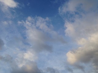 Fototapeta na wymiar peaceful morning clouds