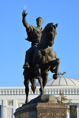 Fototapeta premium Amir Temur on the horse in Tashkent