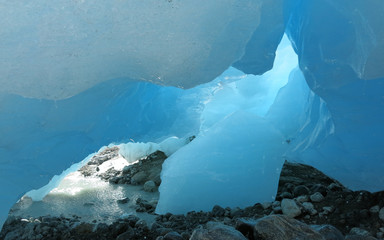 Interior de un glaciar, Fiordos Noruegos.