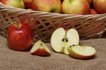 Basket with apples