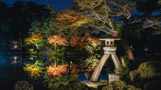 夜の兼六園秋景色