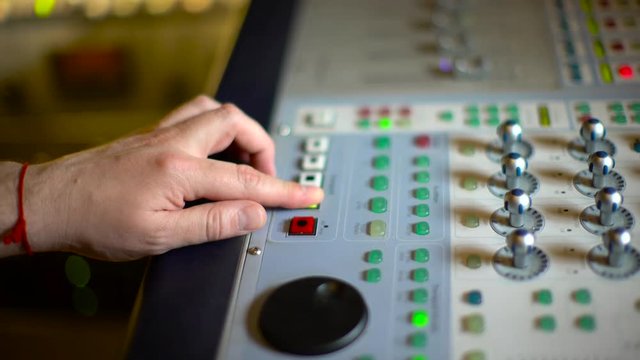 Console For Audio Recording 4k