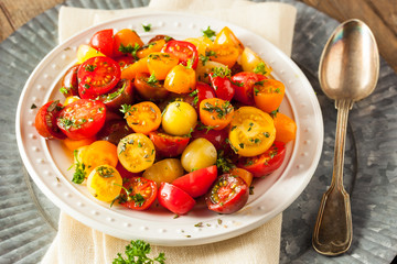 Raw Organic Cherry Tomato Salad