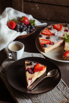 Delicious Strawberry and Raspberry Cake