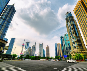 Fototapeta premium Intersection of Century Avenue and Lujiazui Ring Road, Shanghai