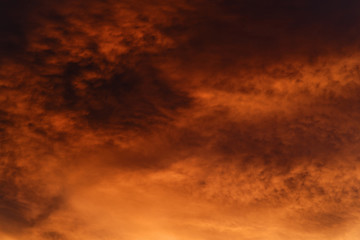 Fototapeta na wymiar Moody sky. Sunset with a fluffy clouds