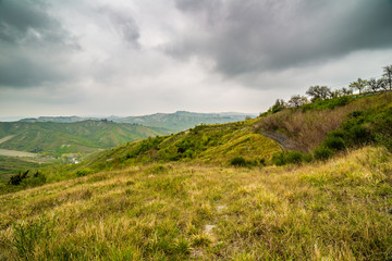Fototapeta premium green rolling hills