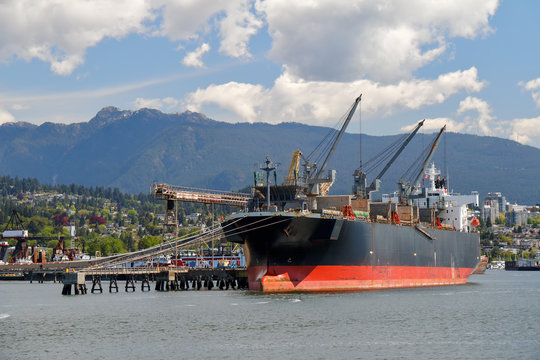 Large bulk carrier in Vancouver Harbour