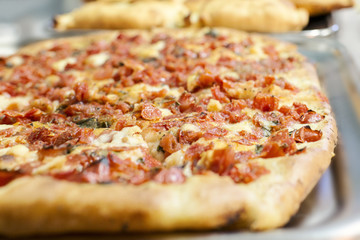 Pizza Margherita vom Blech