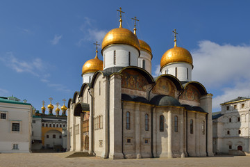 Fototapeta na wymiar Dormition Cathedral of Moscow Kremlin also known as Assumption Cathedral or Cathedral of Assumption is Russian Orthodox church dedicated to Dormition of Theotokos. 1479