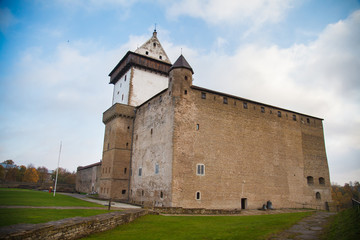 Fototapeta na wymiar Narva castle. Hermann castle (Hermanni linnus) is a medieval castle in the Estonian town of Narva on the river Narva (Narova), founded in the XIII century. Historical middle ages. Place for travel.