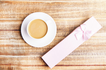 Gift and coffee top