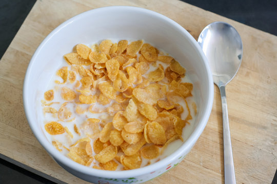 Corn Flakes With Milk