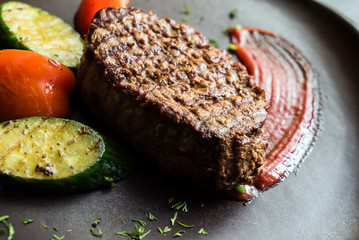 steak with grilled vegetables