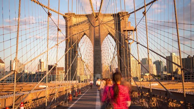 famous walking road on brooklyn bridge 4k time lapse from new york
